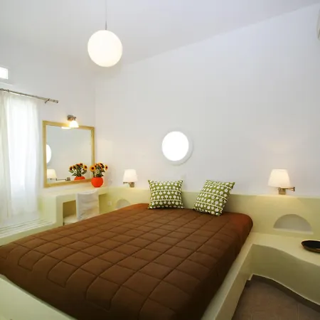 Porto Raphael Residences & 3* Agios Ioannis (Tinos)