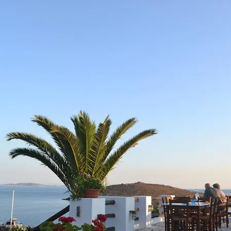 Porto Raphael Residences &