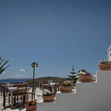 Porto Raphael Residences &