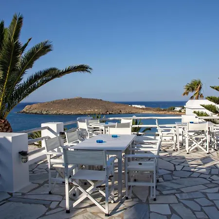 Porto Raphael Residences & 3* Agios Ioannis (Tinos)