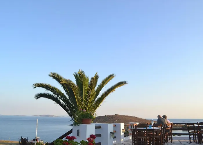 Porto Raphael Residences &