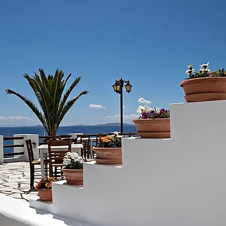 Porto Raphael Residences &