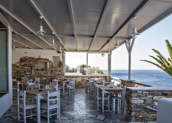 Porto Raphael Residences&suites Agios Ioannis (Tinos)